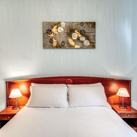 Residenza Praetoria Hotel โรม ภายนอก รูปภาพ
