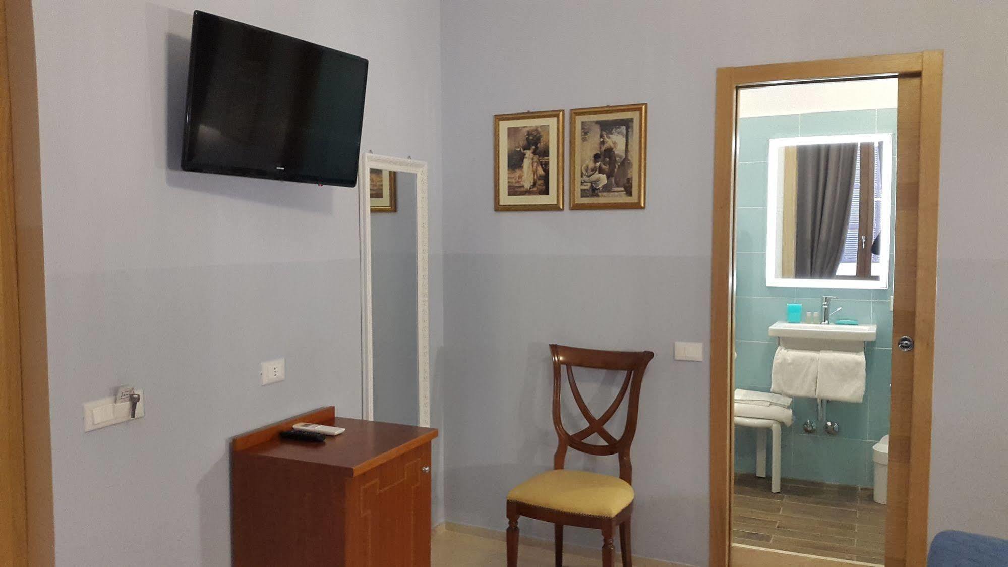 Residenza Praetoria Hotel โรม ภายนอก รูปภาพ